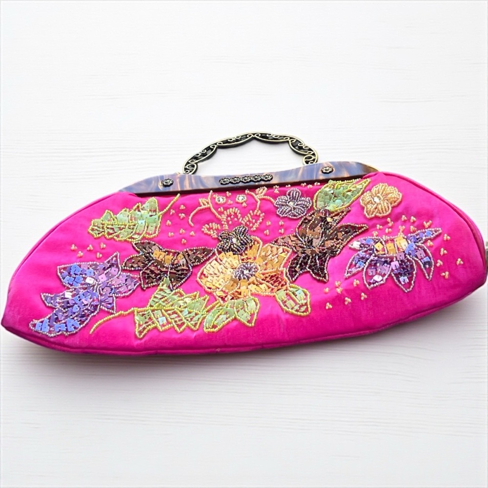 Vibrant Pink Floral Embroidered Clutch - Picture 3 of 4